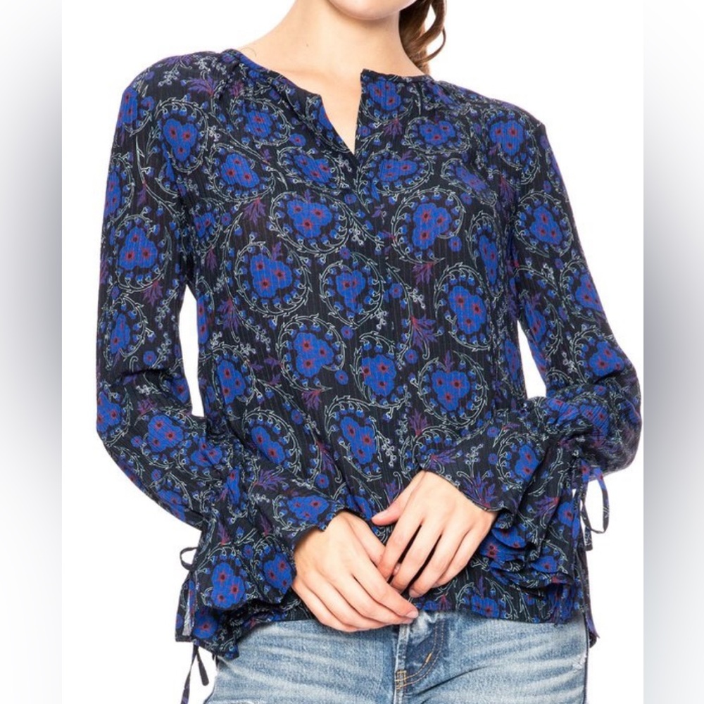 DEREK LAM 10 CROSBY Bell Sleeve Floral Silk Button Down Blouse Size 4